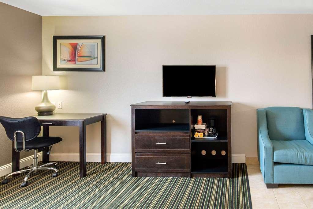 Quality Inn & Suites Port Arthur - Nederland Pokój zdjęcie