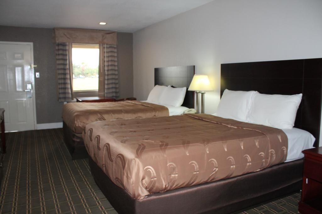 Quality Inn & Suites Port Arthur - Nederland Zewnętrze zdjęcie