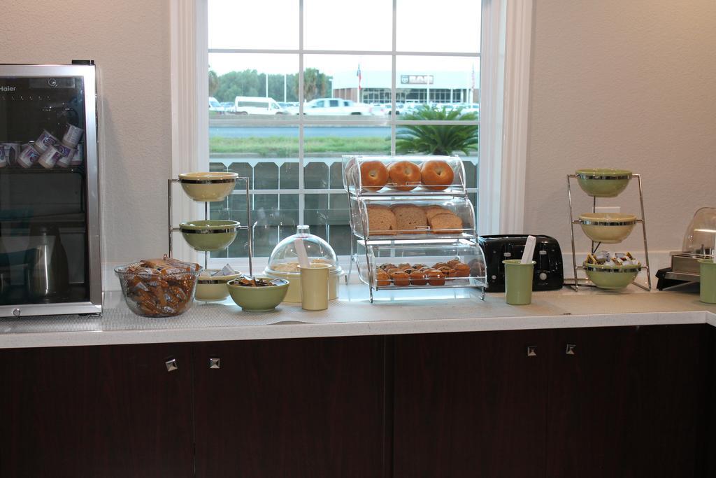 Quality Inn & Suites Port Arthur - Nederland Zewnętrze zdjęcie