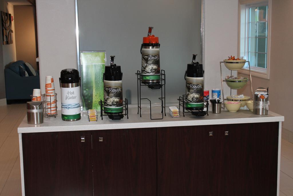 Quality Inn & Suites Port Arthur - Nederland Zewnętrze zdjęcie