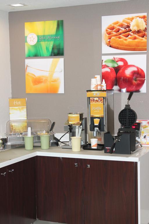 Quality Inn & Suites Port Arthur - Nederland Zewnętrze zdjęcie