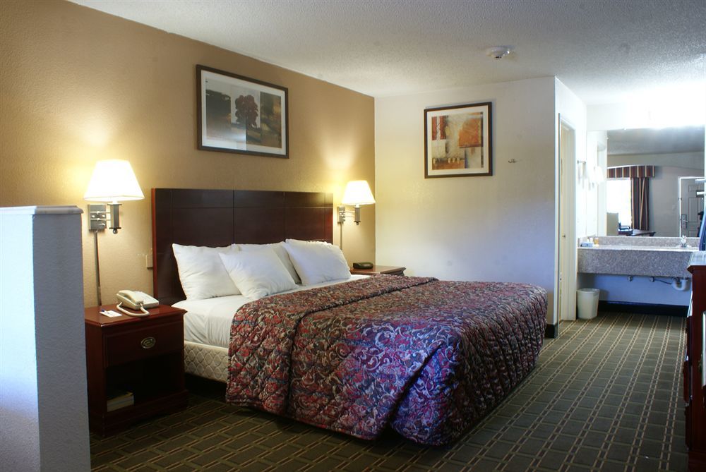 Quality Inn & Suites Port Arthur - Nederland Zewnętrze zdjęcie