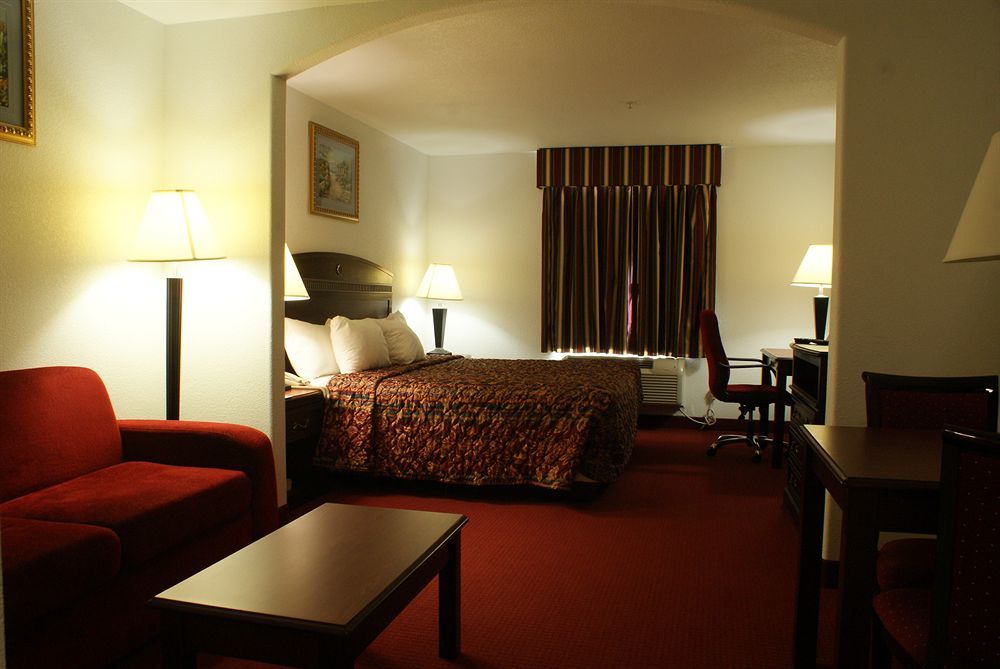 Quality Inn & Suites Port Arthur - Nederland Zewnętrze zdjęcie