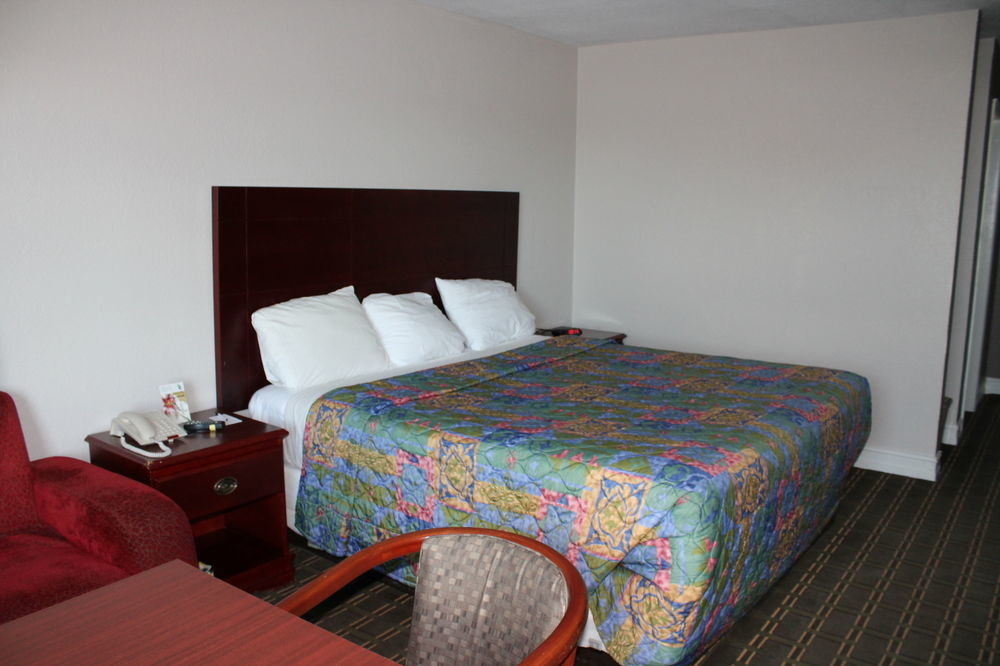 Quality Inn & Suites Port Arthur - Nederland Zewnętrze zdjęcie