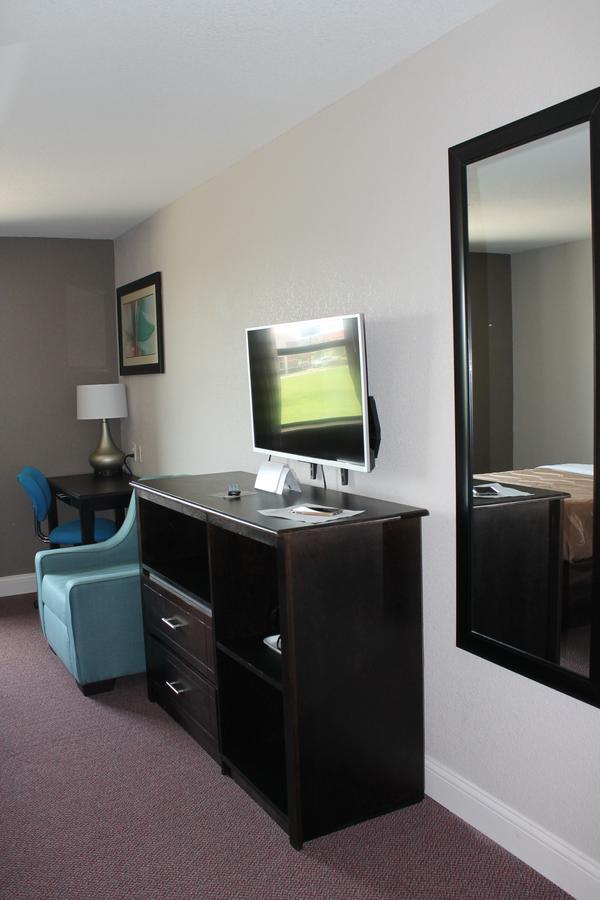 Quality Inn & Suites Port Arthur - Nederland Zewnętrze zdjęcie